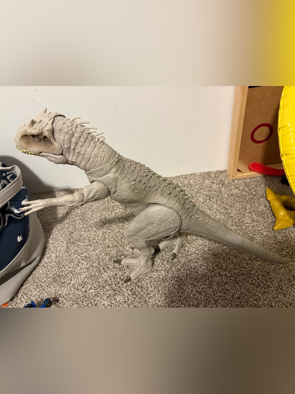 Jurassic World Gray Indominous Rex Toy - Picture 3 of 5